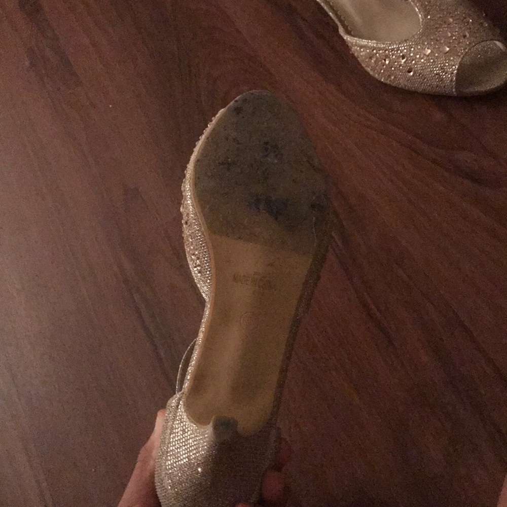 Heels - Picture 4 of 5